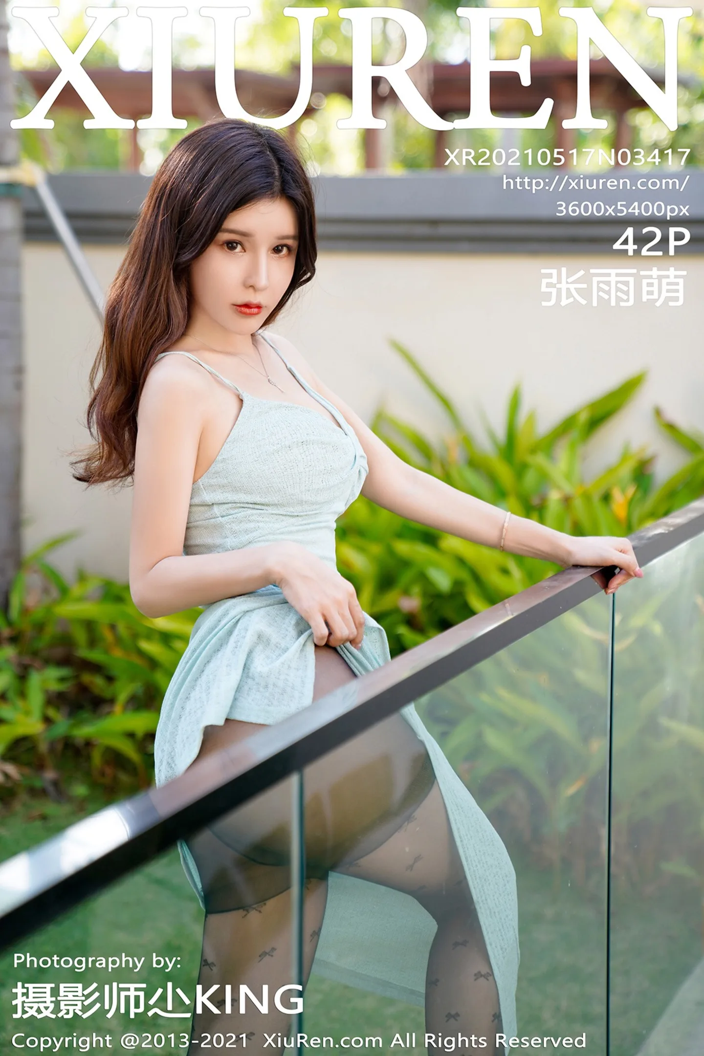[XiuRen秀人网]No.3417_嫩模张雨萌江浙沪旅拍室外泳池主题黑丝裤袜秀翘臀诱惑写真42P-秀人网 - XiuRen.Space